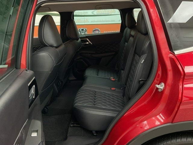 2022 Mitsubishi Outlander SEL Special Edition 2WD