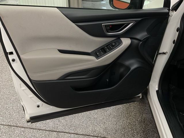 2023 Subaru Forester Base