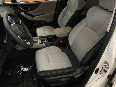 2023 Subaru Forester Base