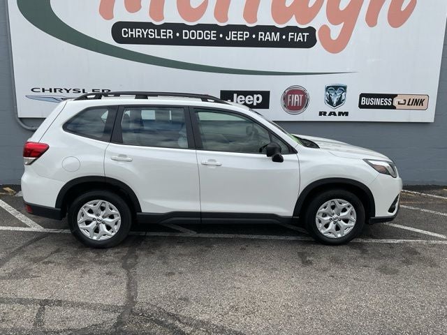 2023 Subaru Forester Base