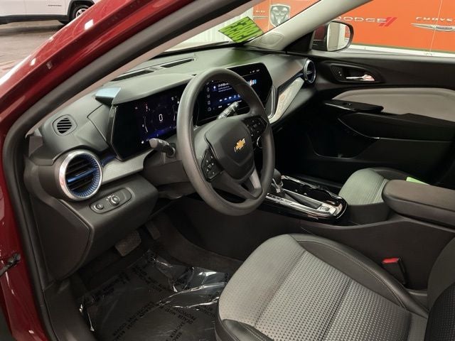 2024 Chevrolet Trax FWD LT
