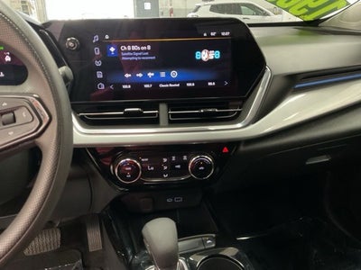 2024 Chevrolet Trax FWD LT