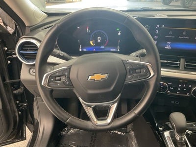 2025 Chevrolet Trax FWD LT