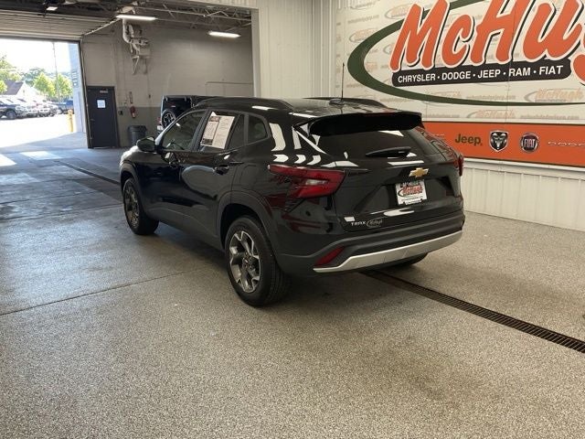 2025 Chevrolet Trax FWD LT