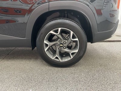 2025 Chevrolet Trax FWD LT