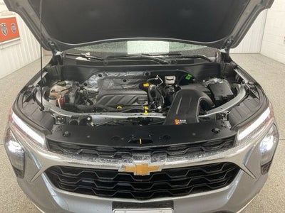 2025 Chevrolet Trax FWD LT