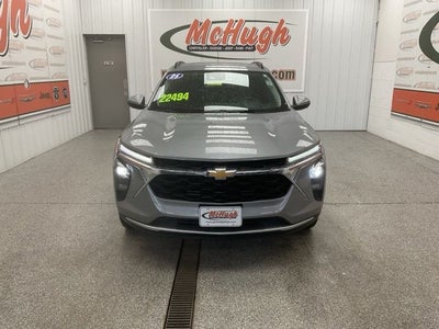 2025 Chevrolet Trax FWD LT