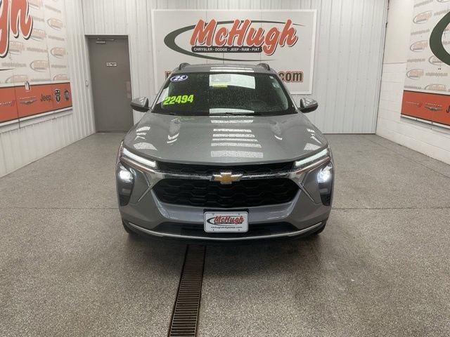 2025 Chevrolet Trax FWD LT