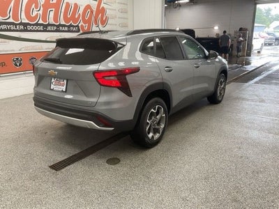 2025 Chevrolet Trax FWD LT
