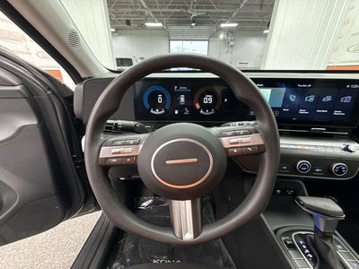 2025 Hyundai Kona SE