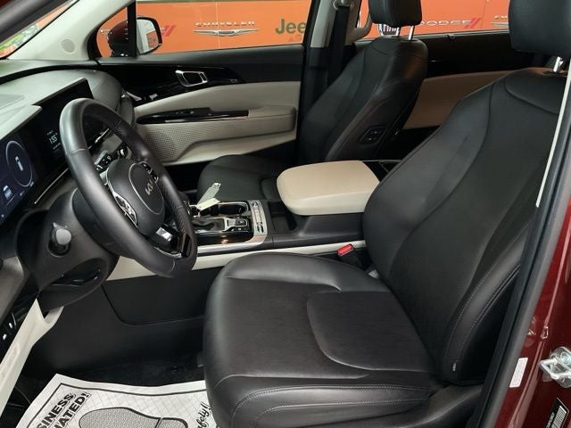 2023 Kia Carnival MPV SX