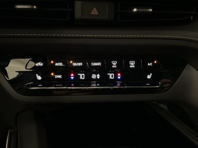 2023 Buick Envision Essence FWD