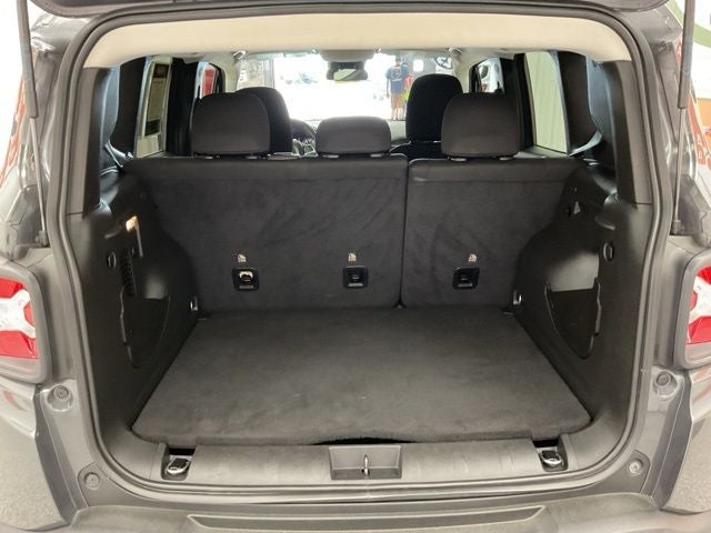2023 Jeep Renegade Latitude 4x4