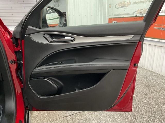 2025 Alfa Romeo Stelvio Sprint AWD