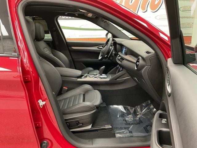 2025 Alfa Romeo Stelvio Sprint AWD