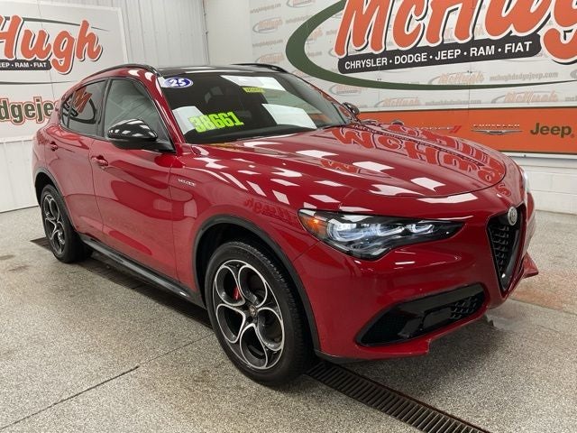 2025 Alfa Romeo Stelvio Sprint AWD