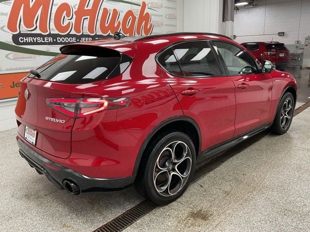 2025 Alfa Romeo Stelvio Sprint AWD