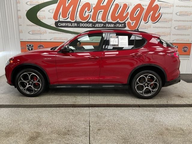 2025 Alfa Romeo Stelvio Sprint AWD